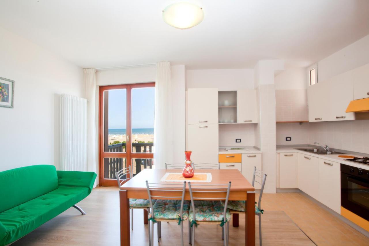 Residence Rizzante Caorle Bagian luar foto