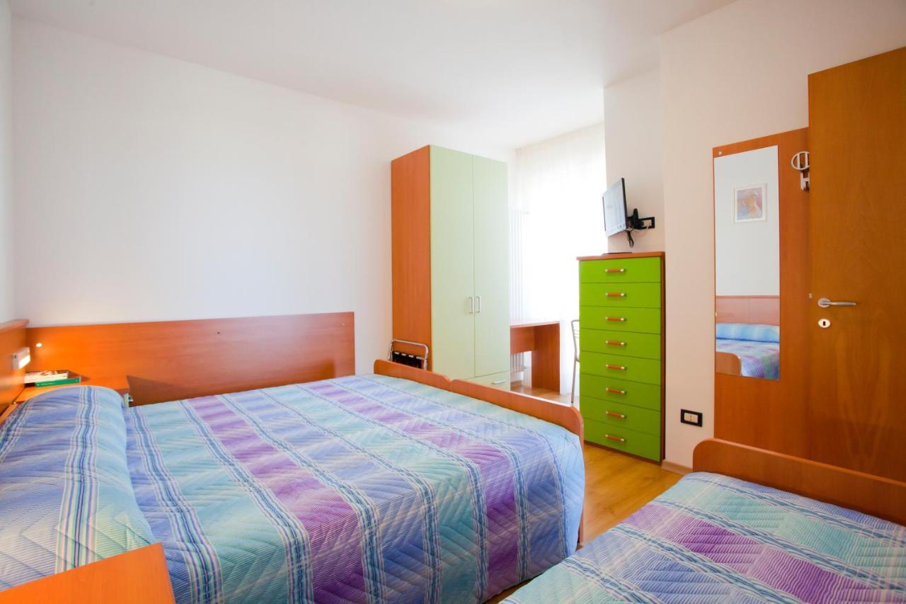 Residence Rizzante Caorle Bagian luar foto