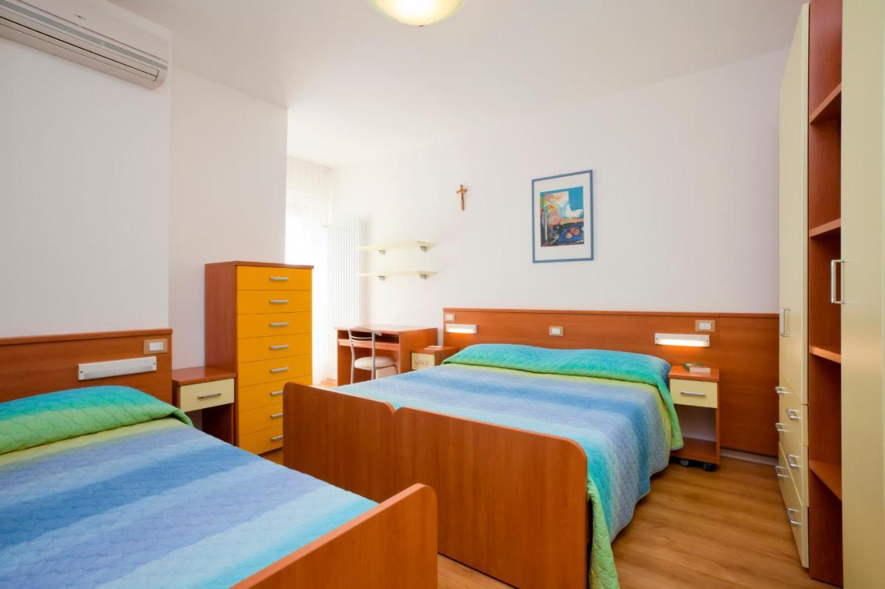 Residence Rizzante Caorle Bagian luar foto