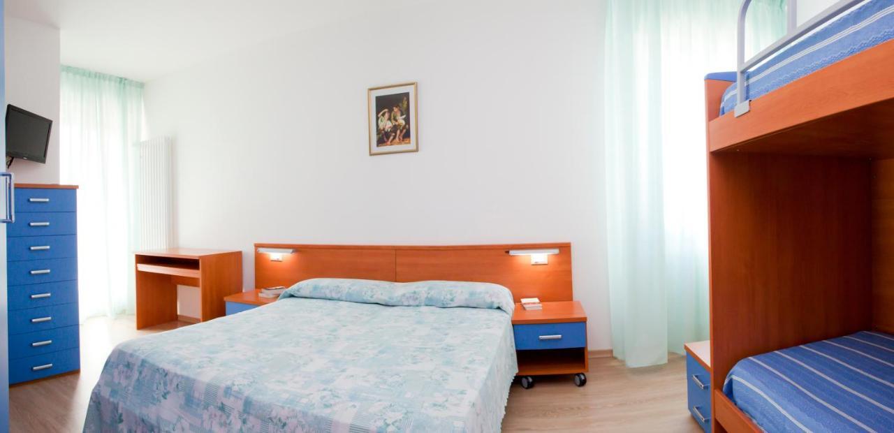 Residence Rizzante Caorle Bagian luar foto