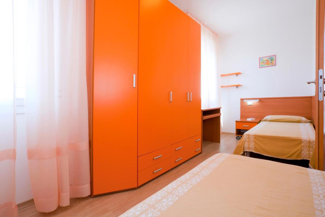 Residence Rizzante Caorle Bagian luar foto
