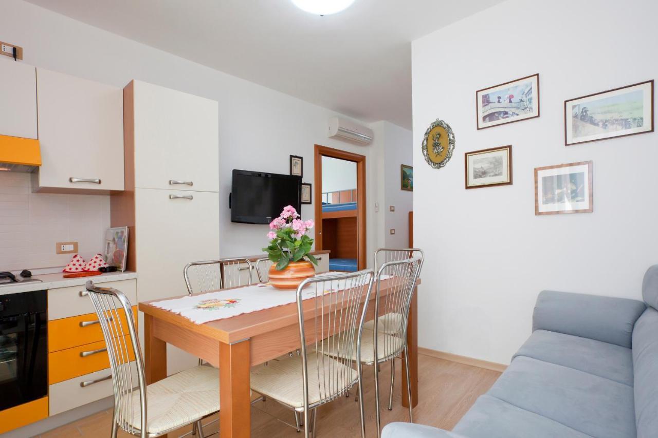 Residence Rizzante Caorle Bagian luar foto